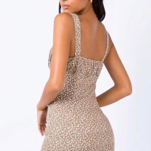 Princess Polly / Freya Mini Dress in Sand - Picture 4 of 4